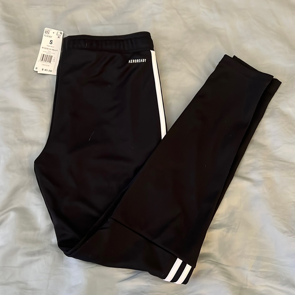 Women’s adidas aeroready track pants sz S